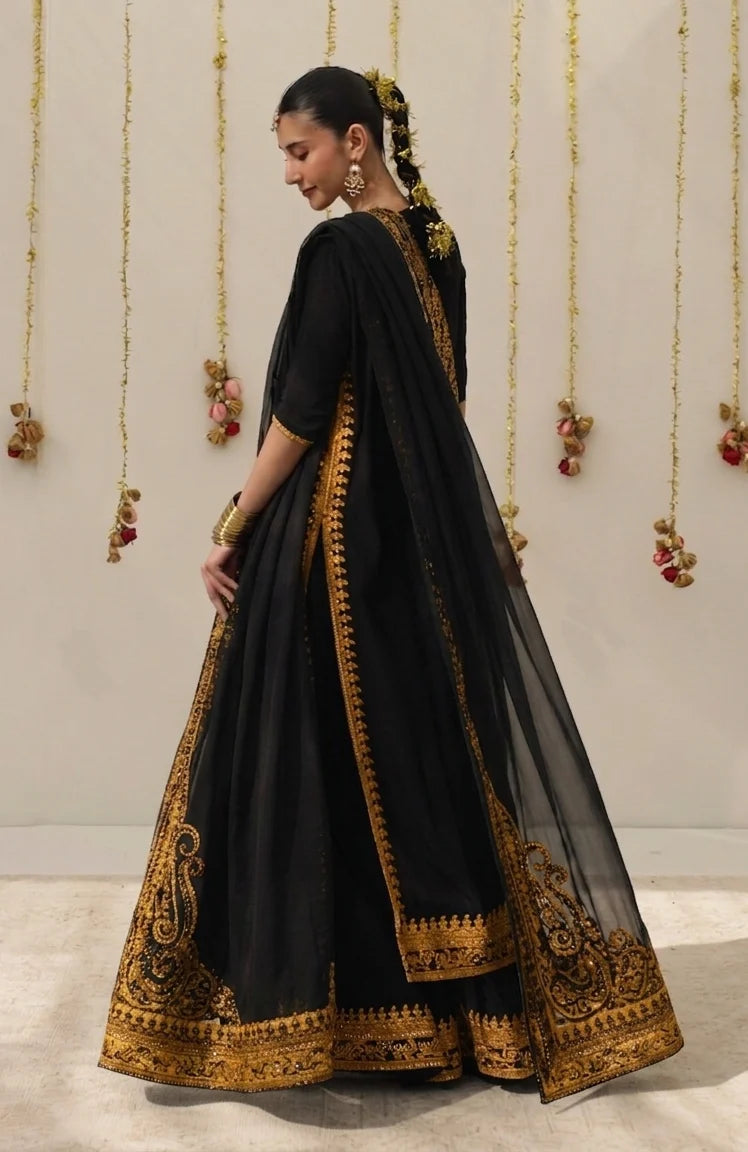 Mahrani Zarshab Black Festive 26 | Black Tilla & Sequins Lawn Suit