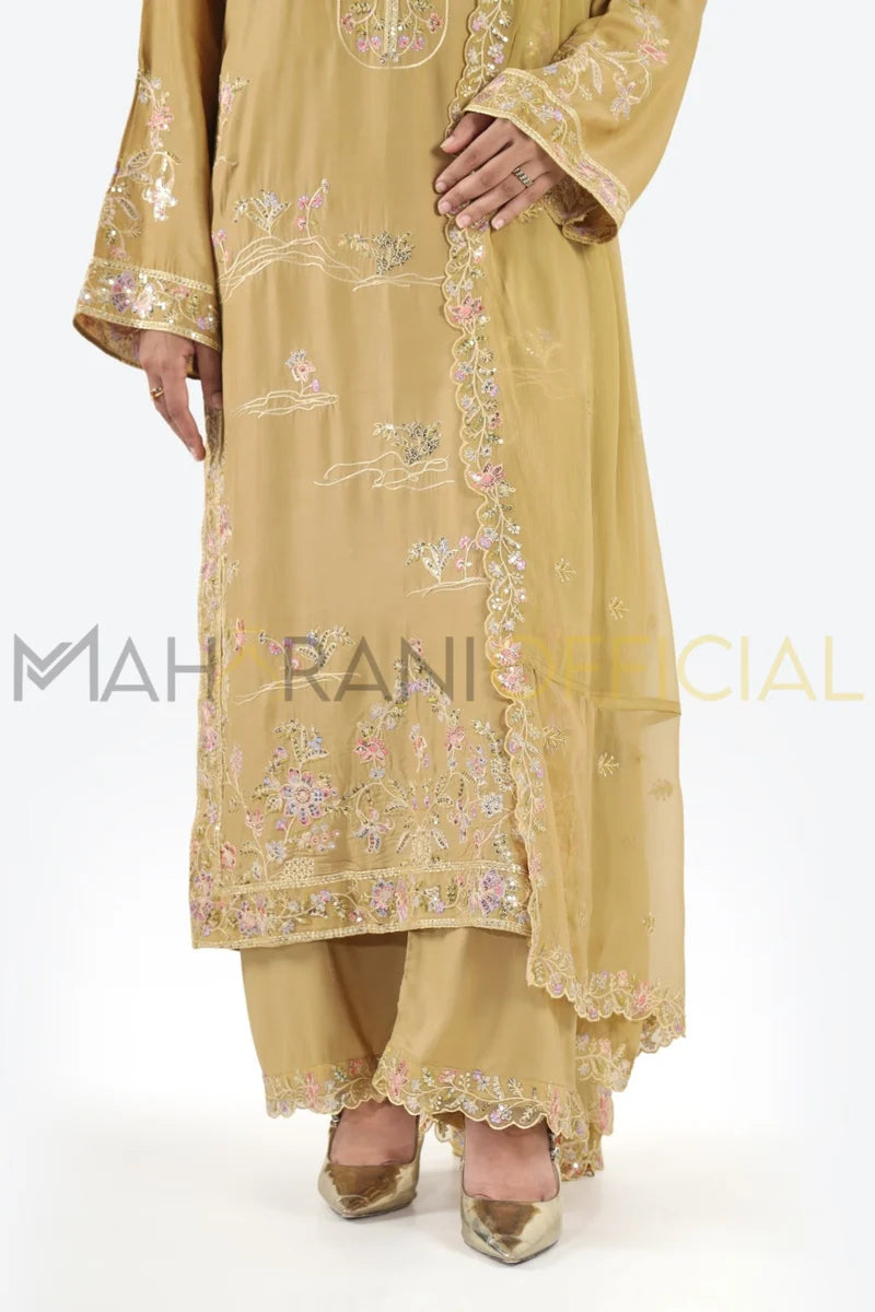 Mahrani Golden Dream 3 piece Embroidered Stitched suit