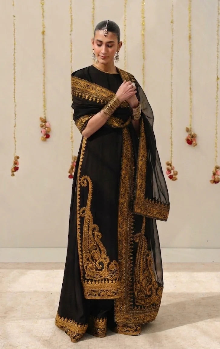 Mahrani Zarshab Black Festive 26 | Black Tilla & Sequins Lawn Suit